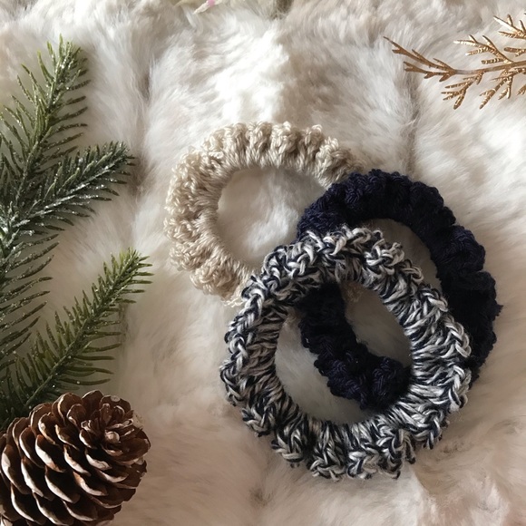 ❄️💕 Charmed Knits, Knit Scrunchy Hair Bands 💕❄️ - Picture 2 of 4